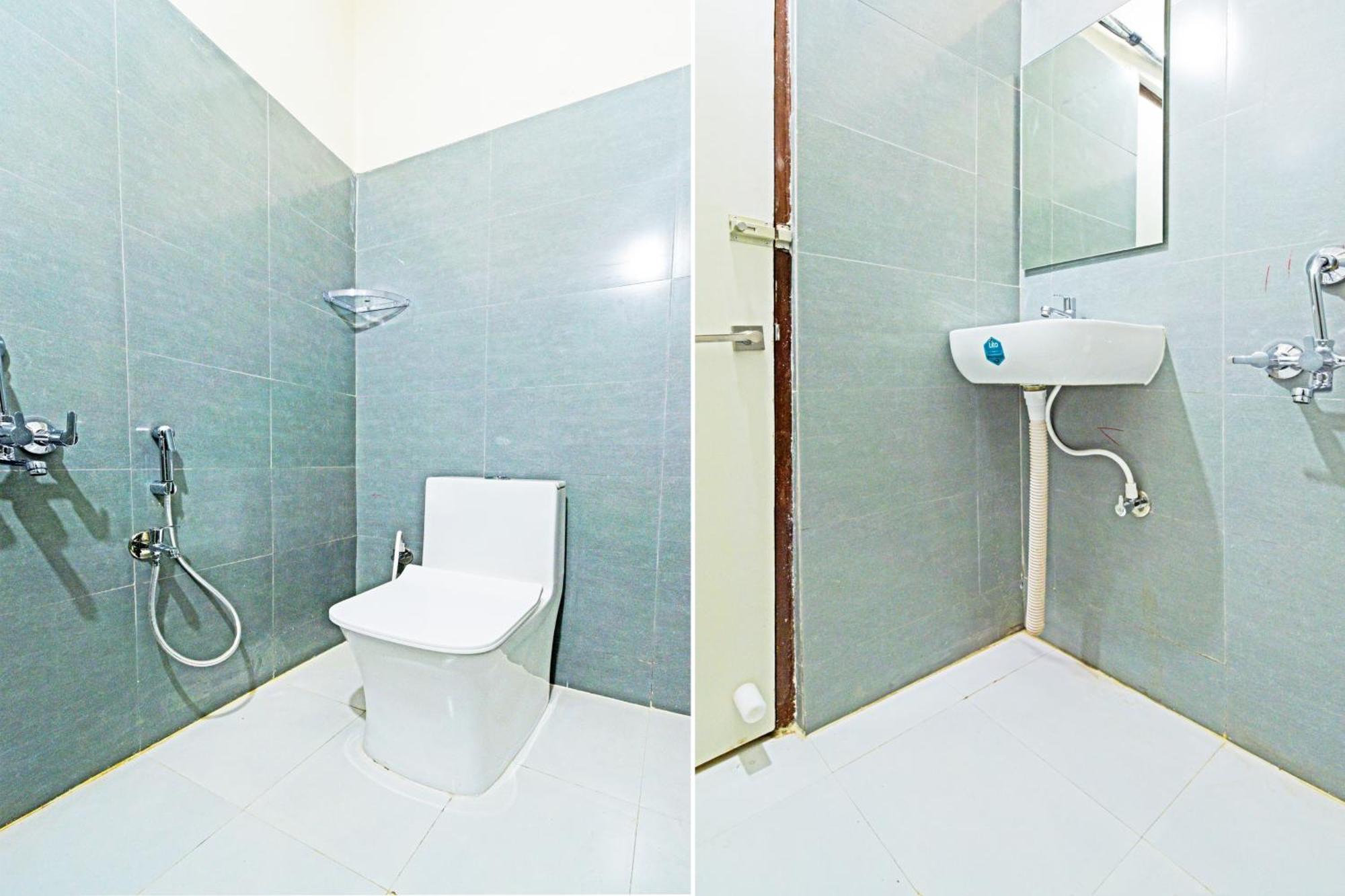 Hotel Super Collection O Sanath Nagar Near Railway Station à Haïdarabad Extérieur photo