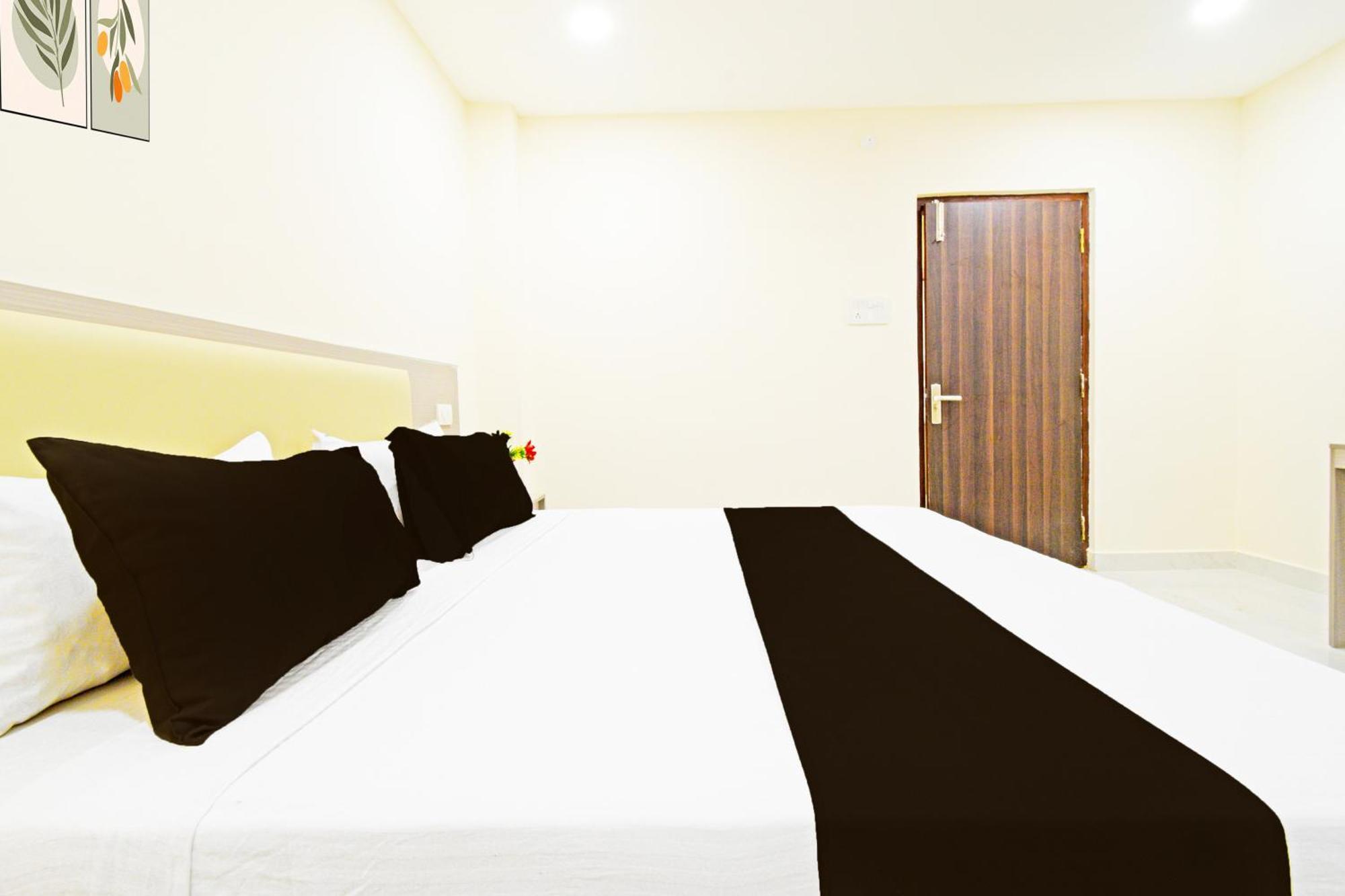 Hotel Super Collection O Sanath Nagar Near Railway Station à Haïdarabad Extérieur photo