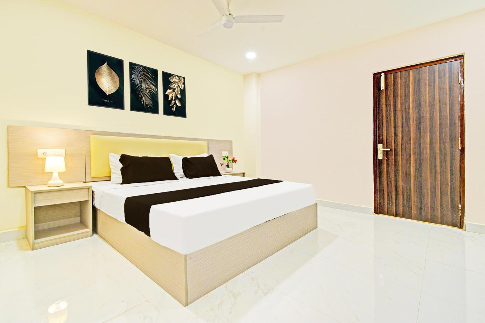 Hotel Super Collection O Sanath Nagar Near Railway Station à Haïdarabad Extérieur photo