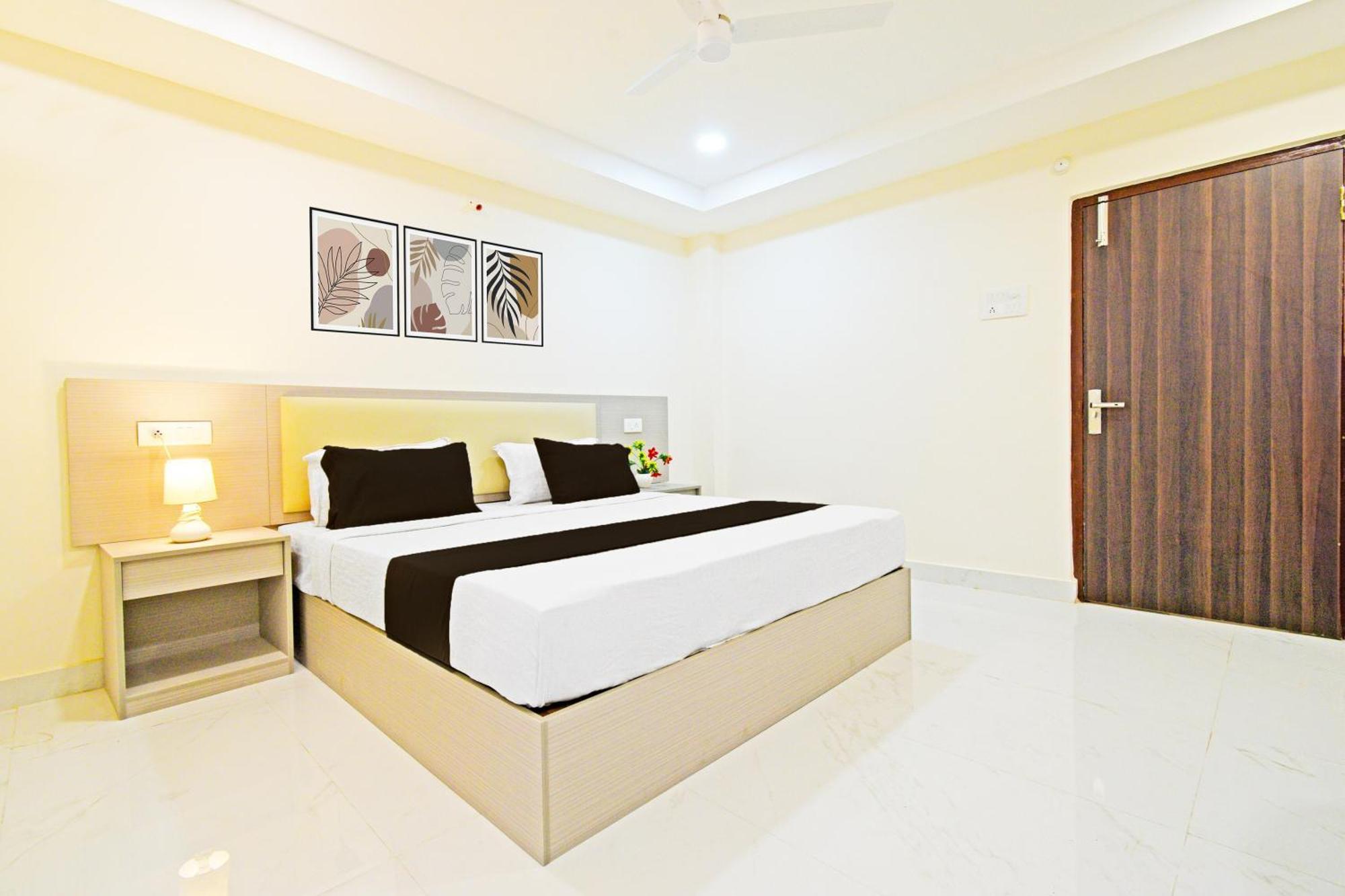 Hotel Super Collection O Sanath Nagar Near Railway Station à Haïdarabad Extérieur photo