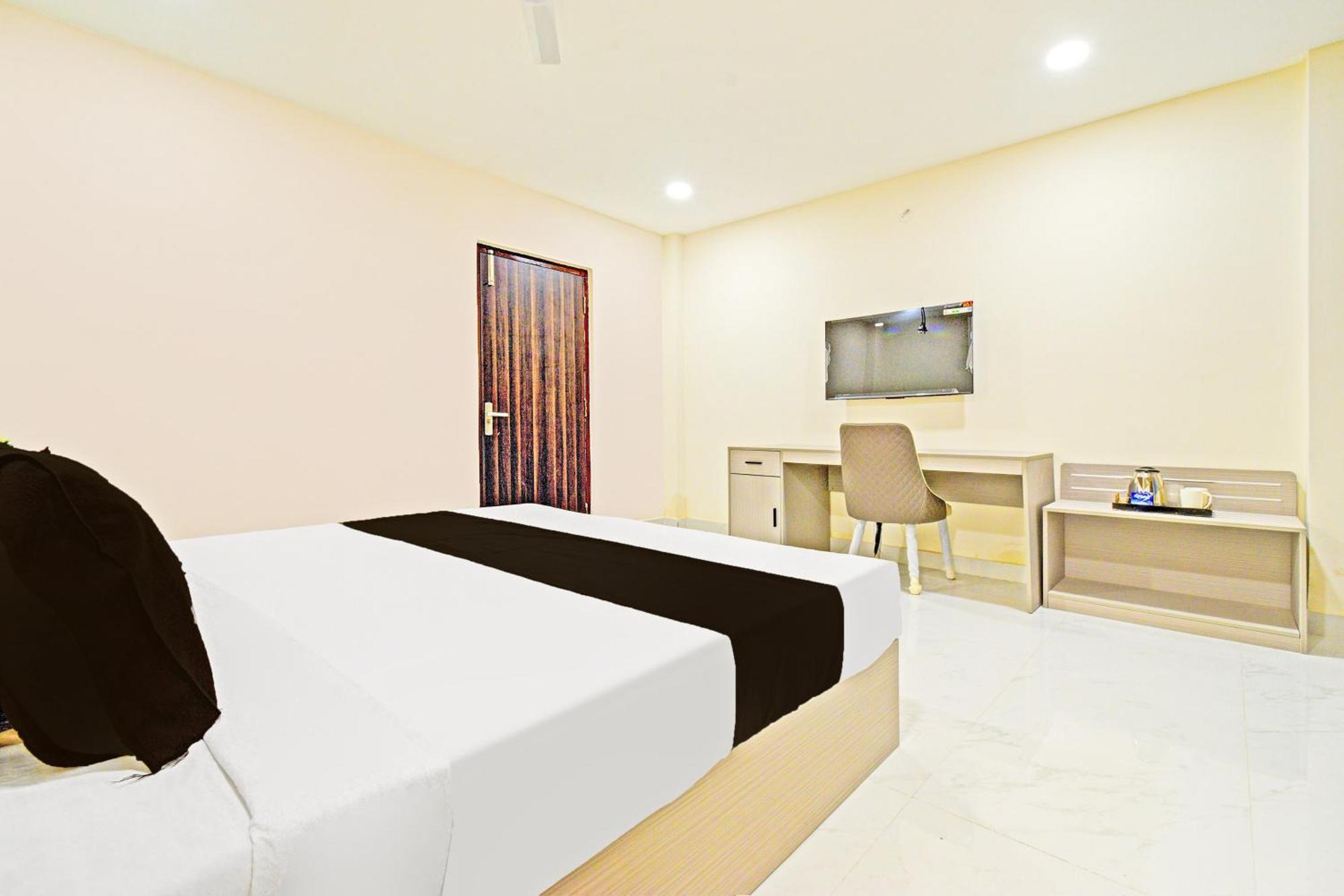 Hotel Super Collection O Sanath Nagar Near Railway Station à Haïdarabad Extérieur photo